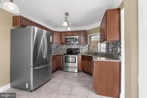 5 Denny Cir, Newark, DE 19702 photo 9