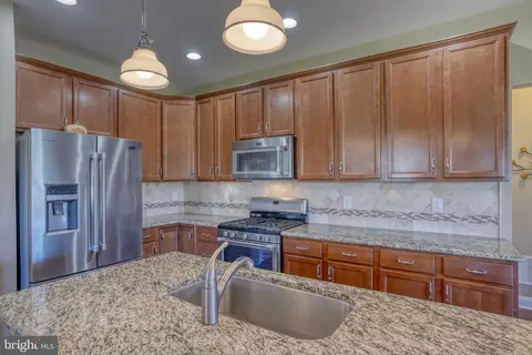 Kitchen - 47 Spring Arbor Dr, Middletown, DE 19709 photo 2 of 3