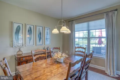 Dining - 47 Spring Arbor Dr, Middletown, DE 19709 photo 2 of 3