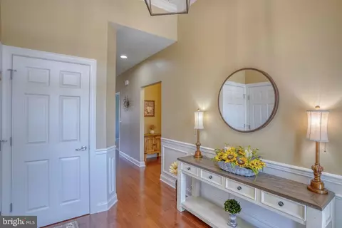 Entry Way - 47 Spring Arbor Dr, Middletown, DE 19709 photo 2 of 5
