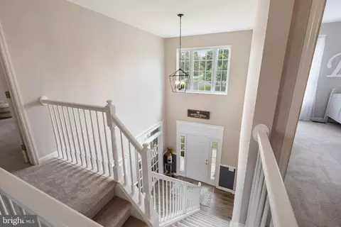 Entry Way - 8 E Stonewall Dr, Middletown, DE 19709 photo 12 of 13
