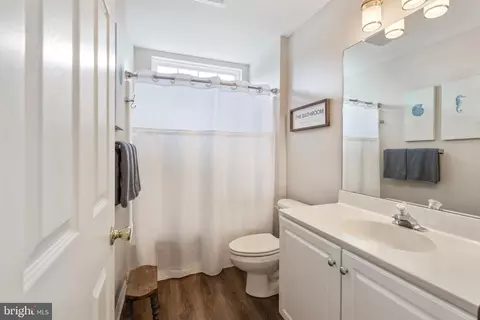 Bath - 8 E Stonewall Dr, Middletown, DE 19709 photo 1 of 1