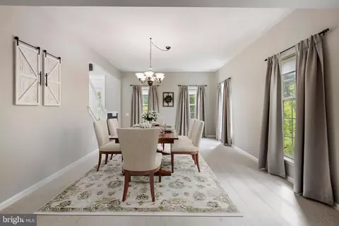 Dining - 8 E Stonewall Dr, Middletown, DE 19709 photo 2 of 5