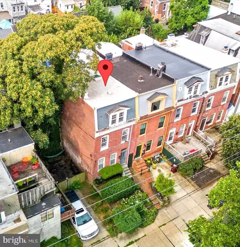 1100 W 8th St, Wilmington, DE 19806