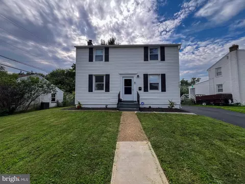 104 South Pl, New Castle, DE 19720