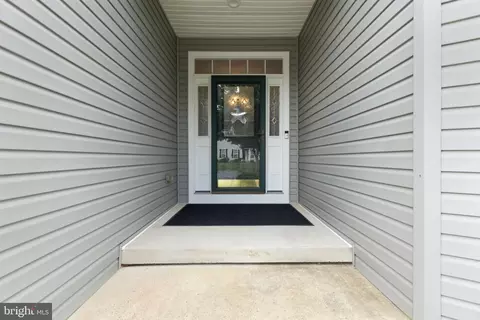 8 Spring Arbor Dr, Middletown, DE 19709 photo 4