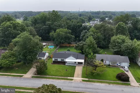 View/Area - 10 E Clairmont Dr, Newark, DE 19702 photo 4 of 5