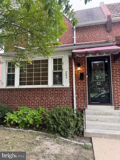 206 N Bancroft Pkwy, Wilmington, DE 19805