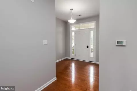 Entry Way - 14 Springfield Cir, Middletown, DE 19709 photo 1 of 9