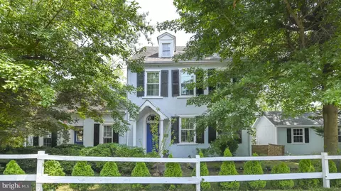 29 E Main St, Newark, DE 19702
