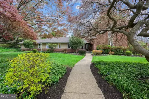 602 Wynyard Rd, Wilmington, DE 19803