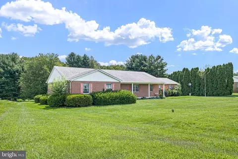 107 Pine Valley Dr, Middletown, DE 19709