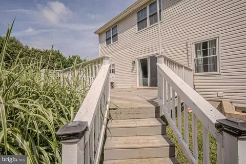 Exterior - 207 Pebblecreek Pl, Bear, DE 19701 photo 6 of 8