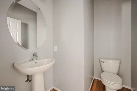 Entry Way - 207 Pebblecreek Pl, Bear, DE 19701 photo 6 of 10