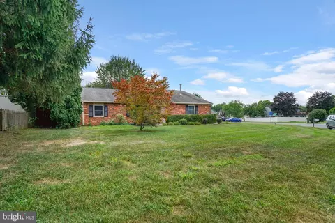 Exterior - 129 Providence Dr, Bear, DE 19701 photo 2 of 5