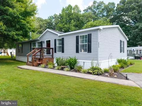 923 Holly Ct #A923, Middletown, DE 19709