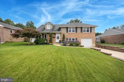 1206 Mayfield Rd, Wilmington, DE 19803