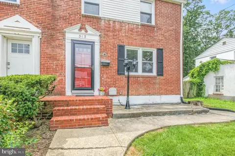313 Forest Dr, Wilmington, DE 19804