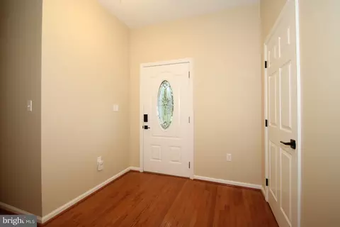 Entry Way - 99 12 Bartley Dr, Newark, DE 19702 photo 1 of 1