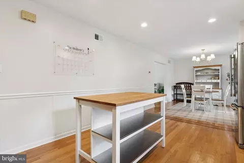 Entry Way - 10 Bemis Rd, Newark, DE 19711 photo 1 of 1