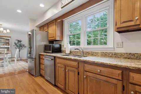 Kitchen - 10 Bemis Rd, Newark, DE 19711 photo 2 of 4