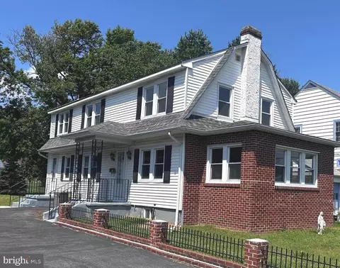 12 Wistar St, Claymont, DE 19703