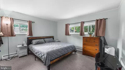 Bedroom - 54 Kenmar Dr, Newark, DE 19713 photo 1 of 3
