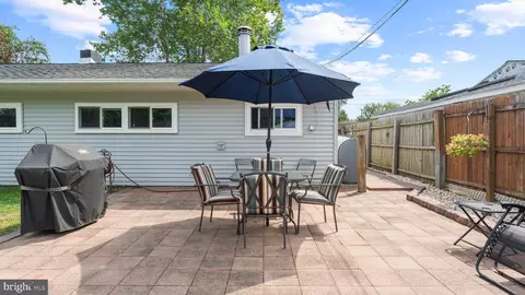 Exterior - 54 Kenmar Dr, Newark, DE 19713 photo 3 of 3