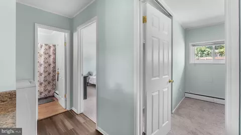 Entry Way - 54 Kenmar Dr, Newark, DE 19713 photo 11 of 11