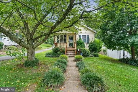 304 Grandview Ave, Wilmington, DE 19809