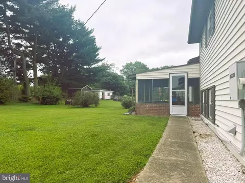 Exterior - 217 S Dillwyn Rd, Newark, DE 19711 photo 4 of 4