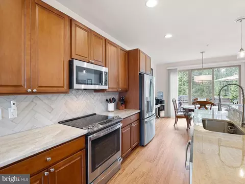205 Sutton Way, Newark, DE 19711 photo 9