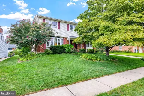 18 Whitfield Rd, Newark, DE 19711