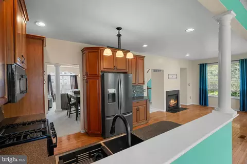 Entry Way - 107 Persimmon Pl, Bear, DE 19701 photo 4 of 7