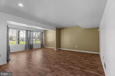 Living - 107 Persimmon Pl, Bear, DE 19701 photo 1 of 5