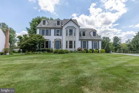14 Somerset Ln, Newark, DE 19711