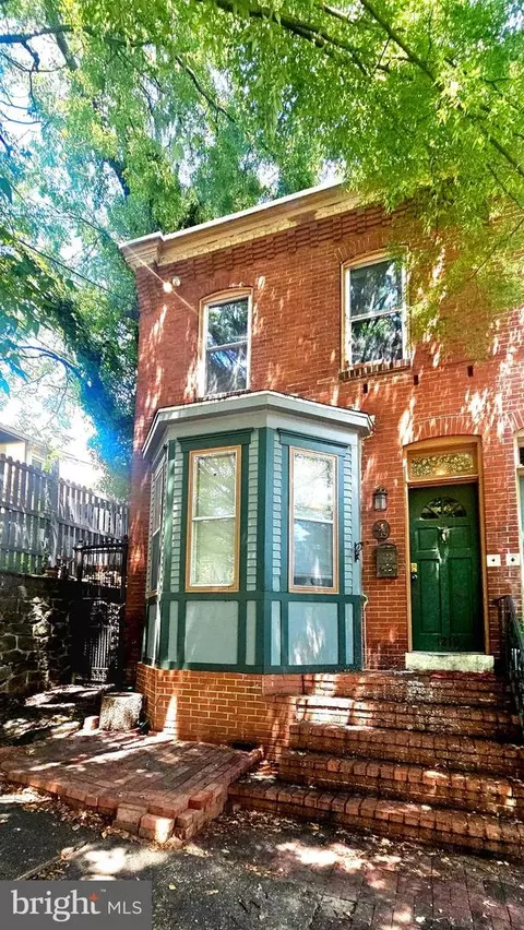 1219 W Seventh St, Wilmington, DE 19805