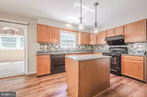 Kitchen - 9 Whirlaway Dr, Bear, DE 19701 photo 2 of 5