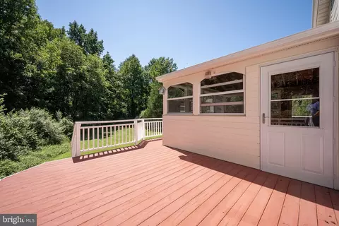 Exterior - 9 Whirlaway Dr, Bear, DE 19701 photo 7 of 11
