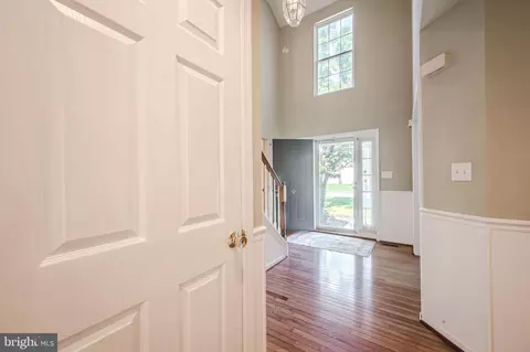 Entry Way - 9 Whirlaway Dr, Bear, DE 19701 photo 3 of 10