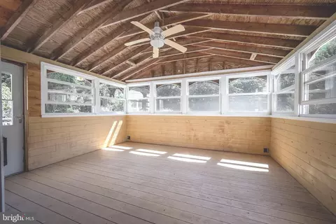 Exterior - 9 Whirlaway Dr, Bear, DE 19701 photo 4 of 11