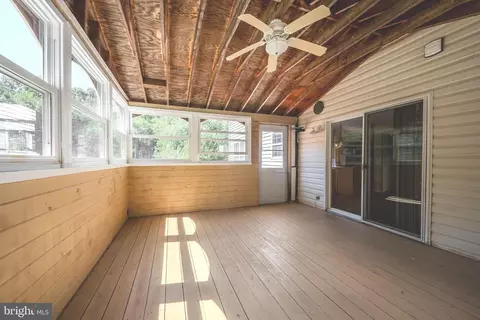 Exterior - 9 Whirlaway Dr, Bear, DE 19701 photo 5 of 11