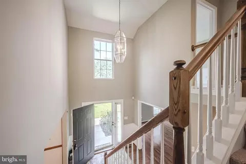 Entry Way - 9 Whirlaway Dr, Bear, DE 19701 photo 6 of 10