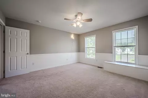 Bedroom - 9 Whirlaway Dr, Bear, DE 19701 photo 2 of 7