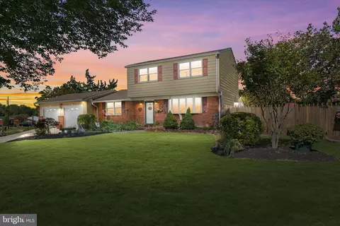 900 Rahway Dr, Newark, DE 19711