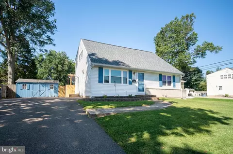 139 Kenmark Rd, Newark, DE 19713