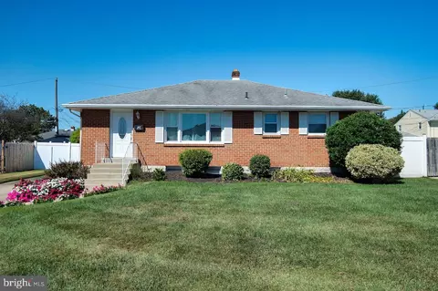 307 Hawke Dr, Wilmington, DE 19804