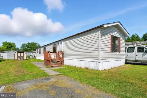 8 Gypsum Dr #168, Newark, DE 19713
