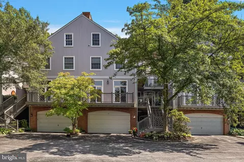 45 Millstone Ln, Rockland, DE 19732