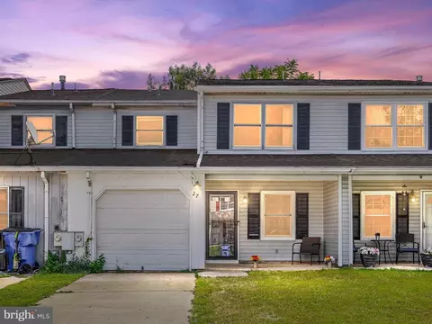 27 Stephanie Dr, Bear, DE 19701